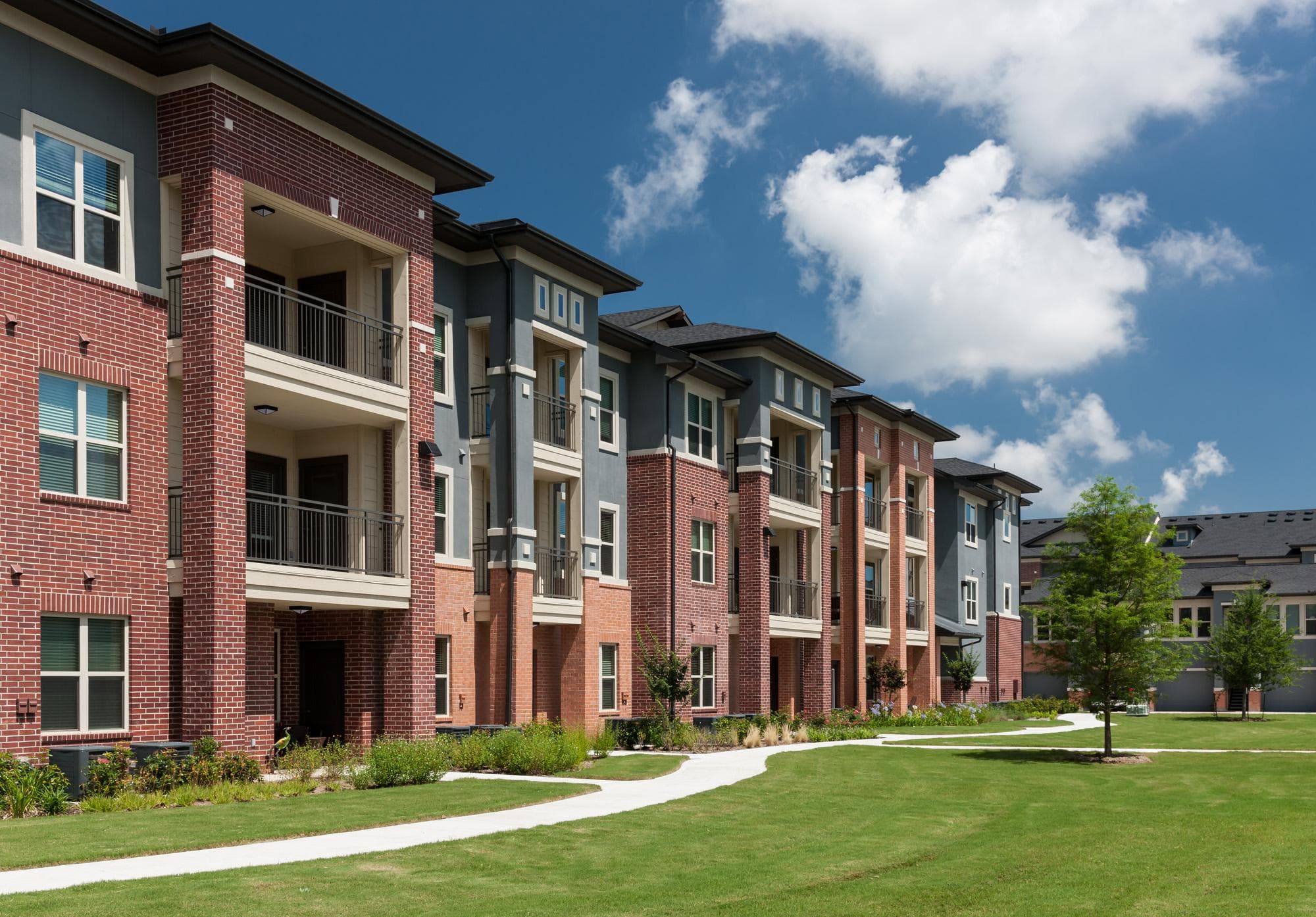 Multifamily apartment community in the Dallas-Fort Worth area